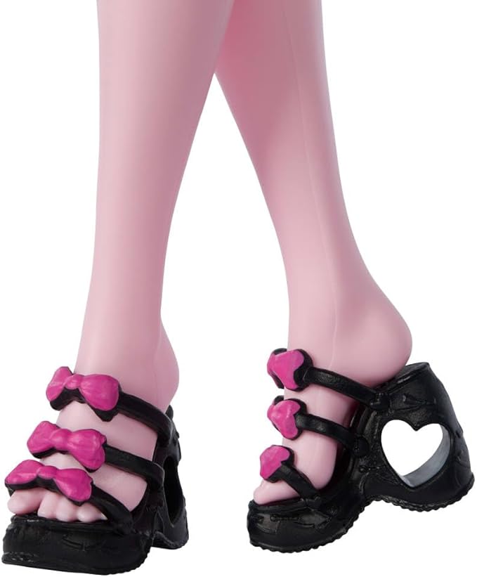 Monster High Self-Scare Secrets Draculaura Doll and Accessories Set with 13 Realistic Surprises Like Working Face Roller and Customizable Mood Board
