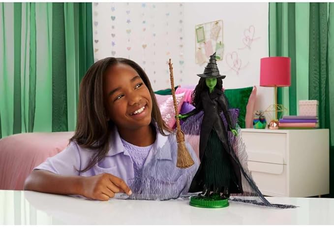 Mattel Universal Pictures' Wicked: for Good Deluxe Elphaba Fashion Doll with Removable Outfit & 4 Accessories, Inspired by The Movie