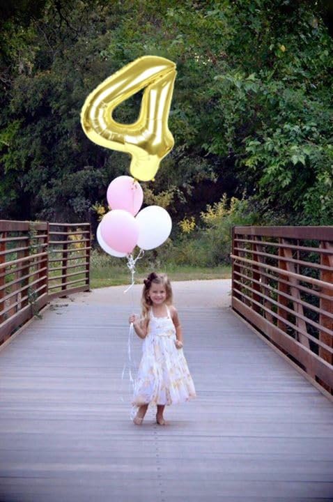 Balloon Numbers 40 Inch 5 Ballon for 5th Birthday Decorations, 15 25 35 50 Big Light Gold Number Balloons for Wedding Photo Shoot Party Decor