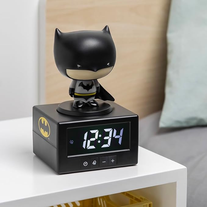 BATMAN Figure Icon Alarm Clock - Officially DC Comics Licensed Boys Bedroom Night Light & Decor | Paladone