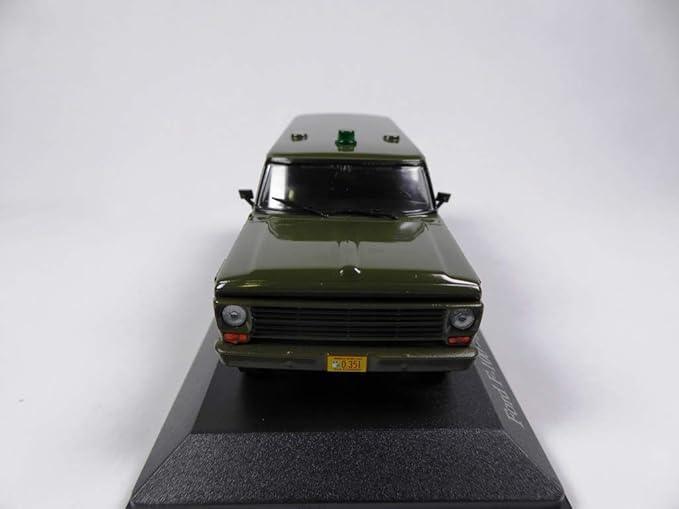 OPO 10 Model car 1/43 Compatible with Ford F-100 1969 Argentina Air Force Ambulance (SA15)