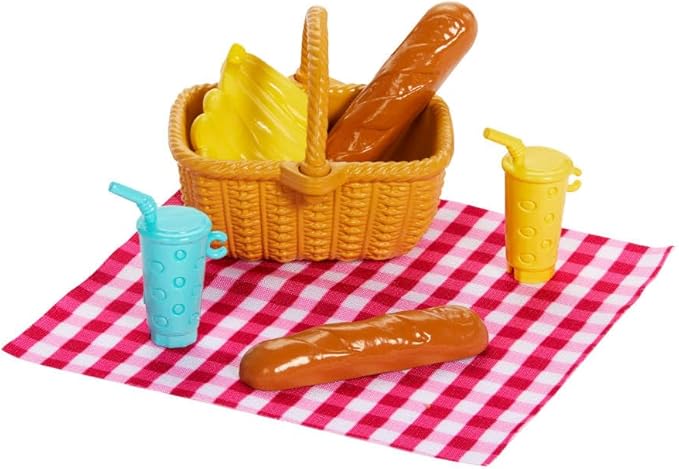 Barbie Family & Friends Dolls & Accessories Playset, Picnic-Themed Playset with Fashion & Small Dolls, Plus 9 Pieces Including Food