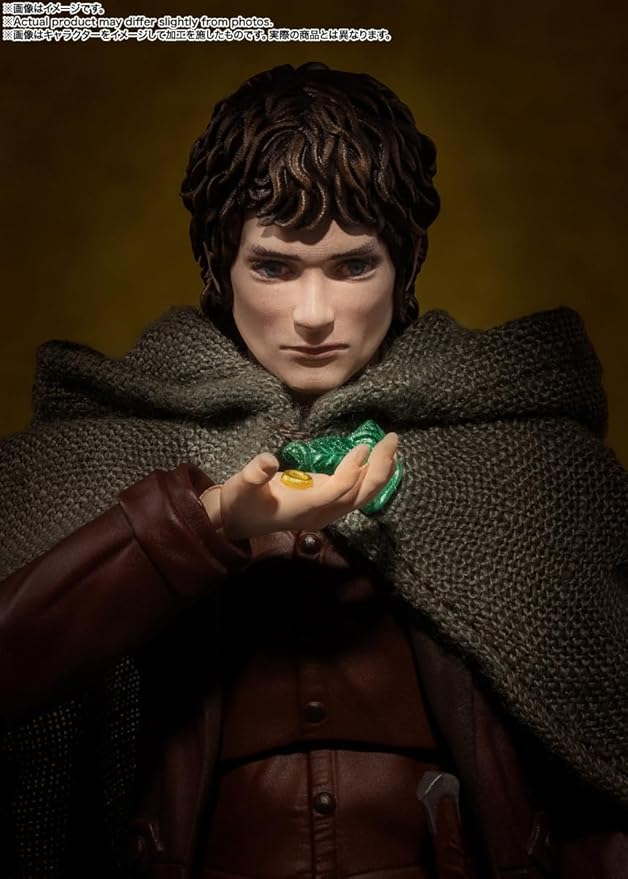 TAMASHII NATIONS - The Lord of The Rings - Frodo Baggins & Gollum (The Lord of The Rings: The Fellowship of The Ring) S.H.Figuarts Action Figure