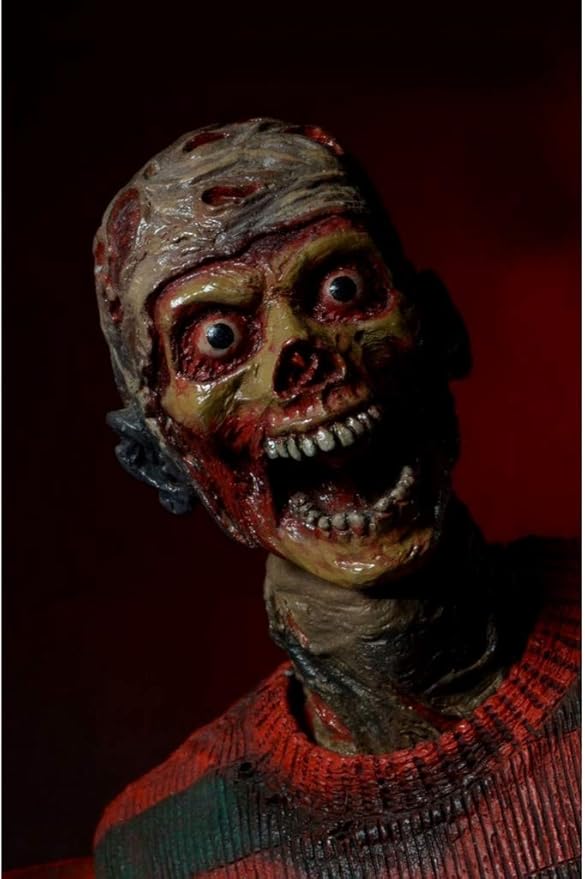 NECA - Nightmare on Elm Street - 7" Scale Action Figure - Ultimate Freddy