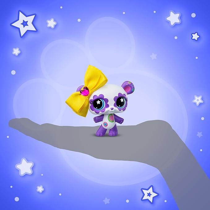 Littlest Pet Shop - Cozy Campfire Play Pack - Series 4 - Gen 7 Authentic LPS Bobble Head Toy Figure, Collectible Toy Animal, Ages 4+