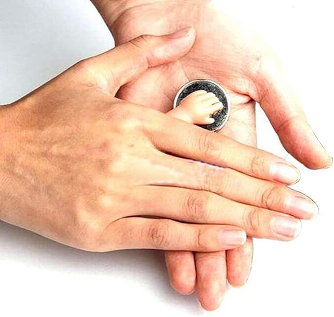 1pc Little Hand Coin Disappeared Trick Tools,Close-Up Magic Show Props Stylish and Popular Joke Magic Coins Disappear Gimmicks,Magic Kits and Accessories,Novelty and Gag Toys