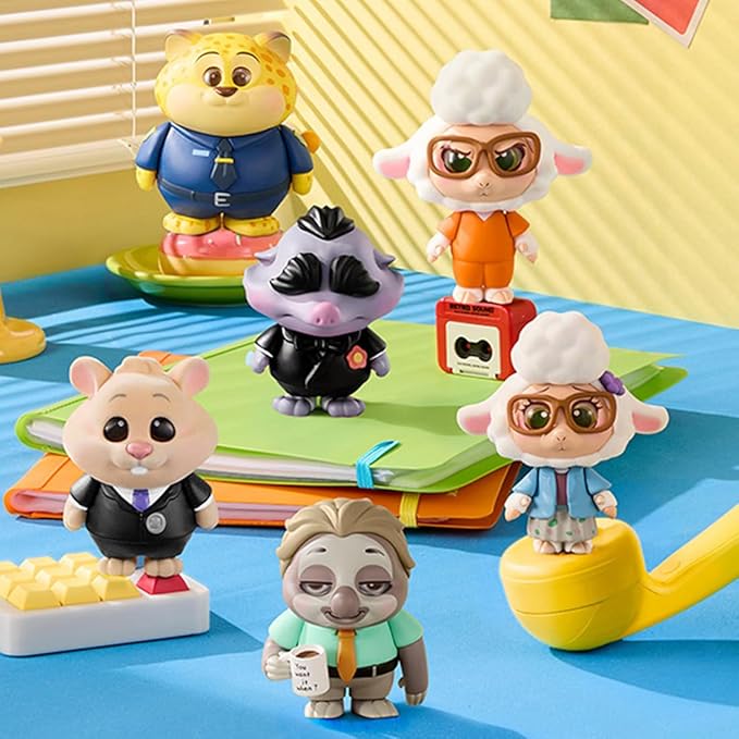 MINISO Disney Zootopia Daily Time Dressing Up Series Figure Blind Box, Mystery Animal Figurines, Surprise Box Figure Model Zootopia Blind Box Toy, Disney Figures for Home Decor Birthday Gifts (Random)