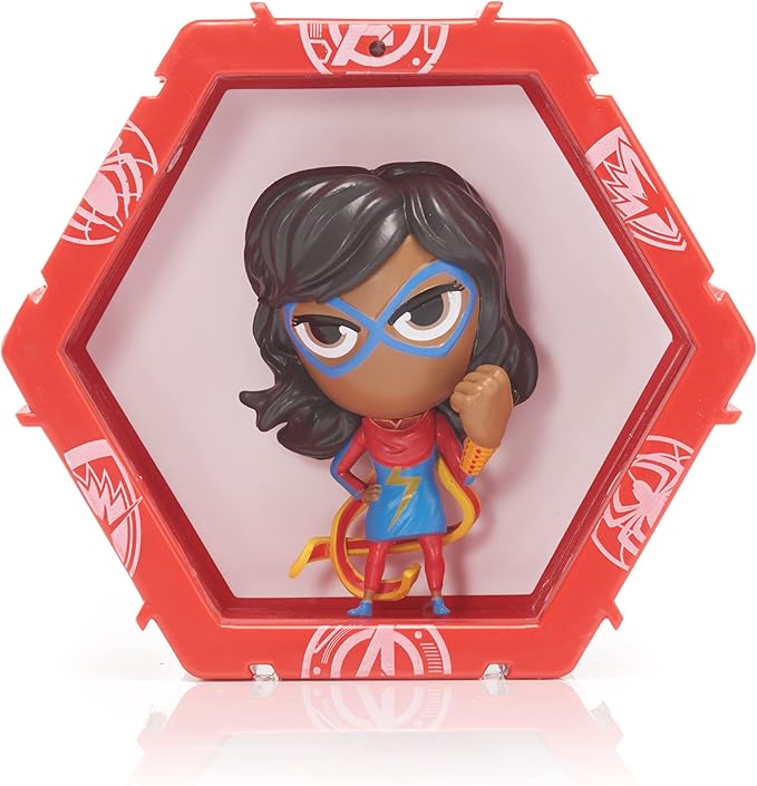 Wow! PODS Marvel Avengers Collection - Ms Marvel | Superhero Light-Up Bobble-Head Figure | Official Marvel Collectable Toys & Gifts | Number 204 in Series,Grey