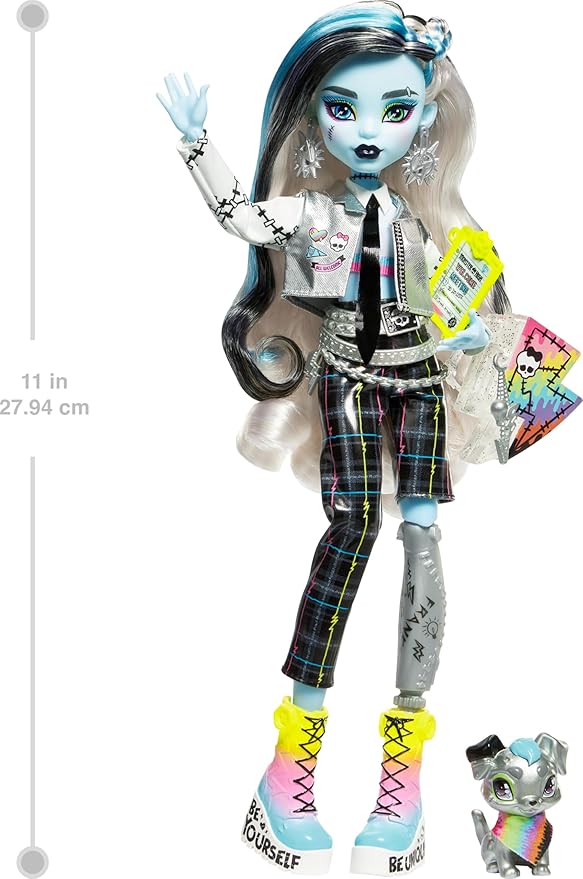 Monster High Frankie Stein Doll, Welcome Committee Set with 15 Accessories Including Poster, Sticker, Pet Watzit and More