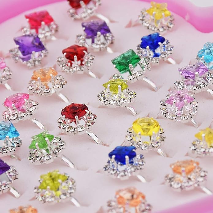 36pcs Little Girl Adjustable Rhinestone Gem Rings Set with Heart Shape Display Case, Jewelry Rings for Kids Pretend Play and Dress Up