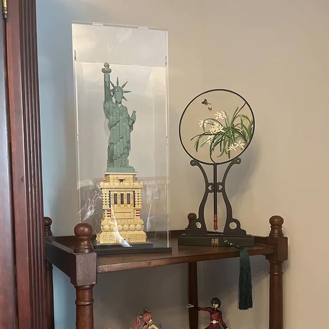 Thickened Clear Acrylic Display Case for Lego 21042 Statue of Liberty Collectibles, Self-Assembly Transparent Box Protection with Wood-Plastic Base & String Light, Black Inside 7.9x7.9x19.7 inch