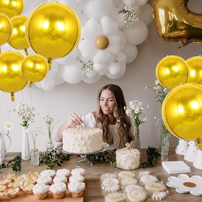 TONIFUL 16Pcs Large Gold 4D Giant Round Foil Balloon 4D Mirror Metallic Mylar Sephere Balloons for Christmas New Year Birthday Party Graduation Wedding Baby Shower Decoration Supplies(Mix Sizes)