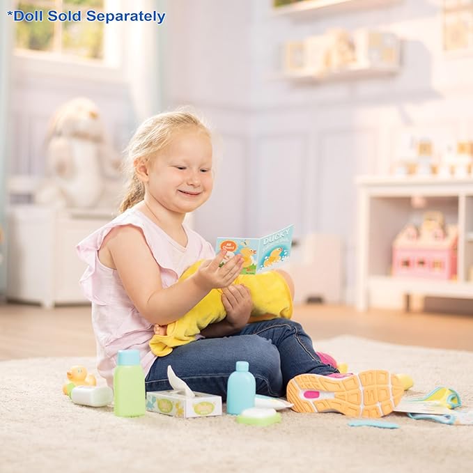 Melissa & Doug Mine to Love Changing & Bathtime Play Set for Dolls – Diapers, Pretend Shampoo,Wipes, Towel, More (19 pcs)