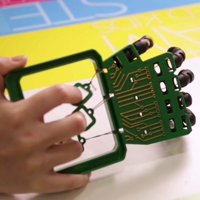 4M: KidzLabs: Robotic Hand - Build Your Own, Gripping Movements Toy Hand Kit, DIY Science Gadget Craft, Explore Animation Principles, STEM Set Kids 8+