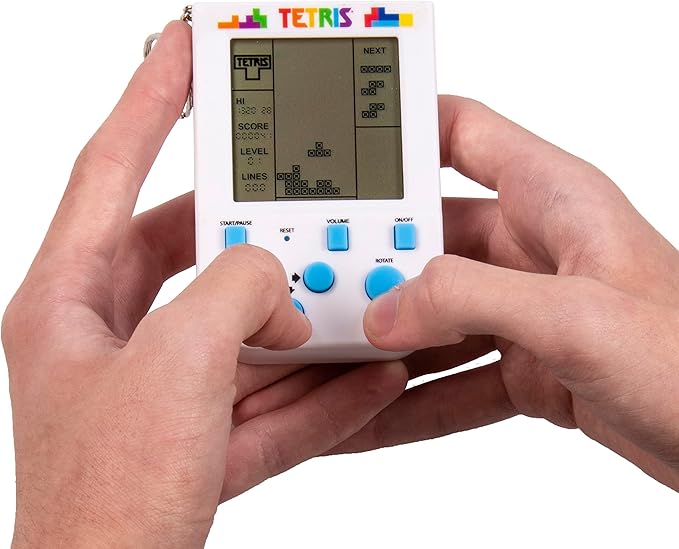 Tetris Keyring Handheld Arcade Game - Retro Mini Portable Handheld Tetris Game for Kids and Adults. Traditional Game Play with 15 Retro Gaming Levels Including Original Tetris Gameplay & Sounds.