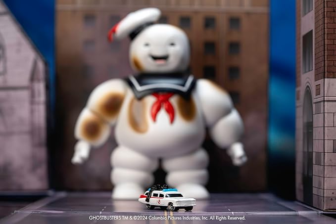 Jada Nanoscene: Ghostbusters 6" Stay Puft Marshmallow Man die-cast Metal Figure with Nano Ecto-1 diecast Vehicle