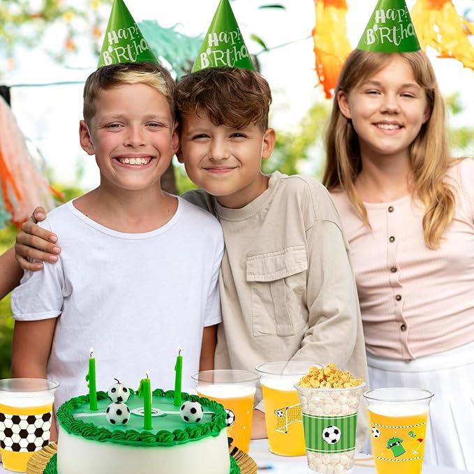 50Pcs Soccer Party Decorations Cups, 12 OZ Disposable Plastic Drinking Cups for Sports Themed Tailgate Events Game Day Football Soccer Birthday Christmas Party Decor Supplies Favors