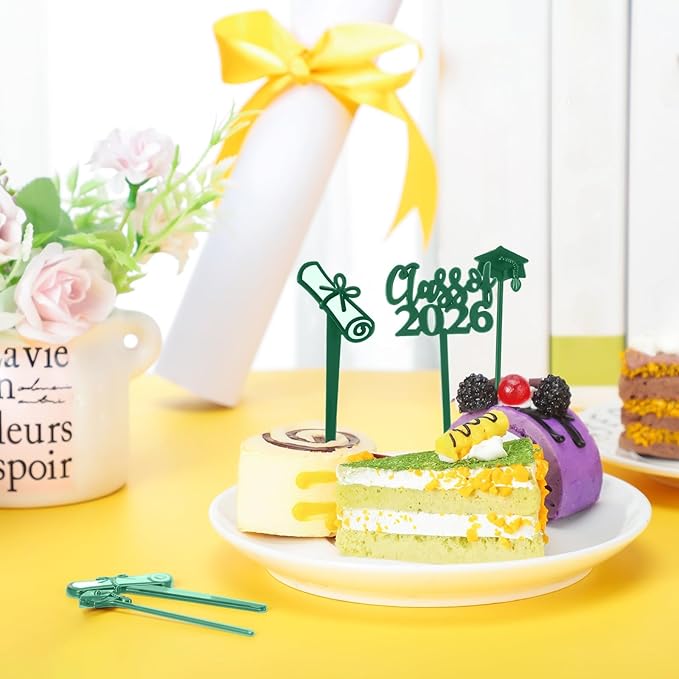 Boao 90 Pieces Class of 2026 Theme Graduation Cake Topper Plastic Cupcake Picks Graduation Cupcake Decorations for Party Supplies and Favors, 3 Styles(Green)