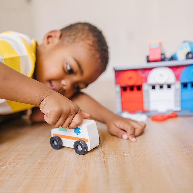 Melissa & Doug Toy Keys and Cars Wooden Rescue Vehicles and Garage (7 pcs) Toddler Pull Back Toys, Toy Garage for Kids Ages 3+