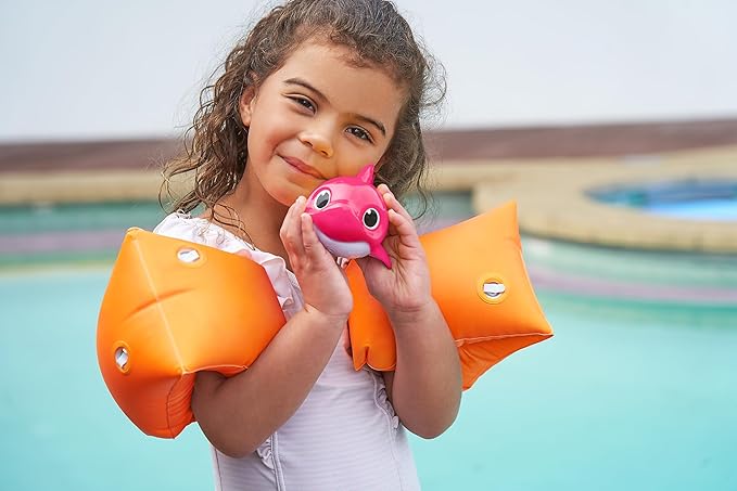 Robo Alive Junior Baby Shark New Silicon Fins Version Singing and Swimming Mommy Shark (Pink) by ZURU