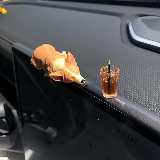 Cute Car Dashboard Decorations Accessories Interior for Men Women, Pembroke Welsh Corgi Dog Statues Collectible Figurines for Car Display Decor Rear View Mirror Decoration Computer Monitor Ornaments