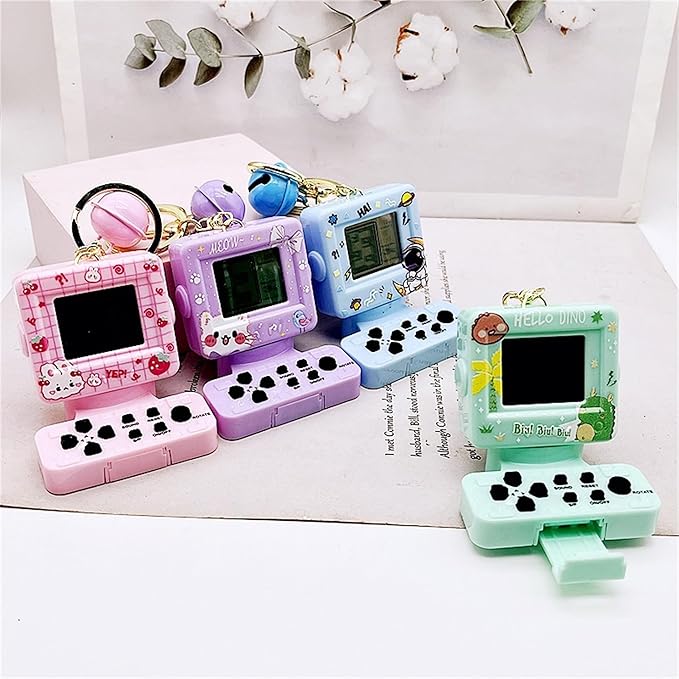 Retro Classic Game Console Pendant Keychain Playable Electronic Miniature Handheld Mini Games Machine with Keychain Ring Gift (Z5)