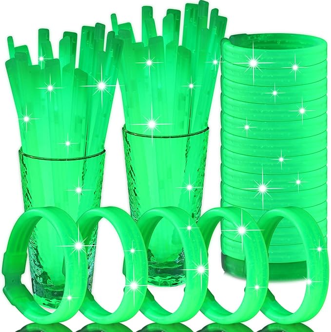 Kigeli 60pcs St Patricks Day Party Favors Green Glow Sticks 9" Glow Wristbands with Connectors Saint Patrick's Light up Bracelet Gifts for for Carnival, Easter, and Music Festival Supplies
