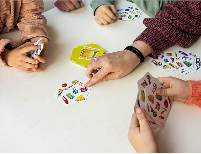 Switch It — Reaction Speed Card Game by FlexiQ, Brain Teasers for Kids 6+, Board Games for Family Night