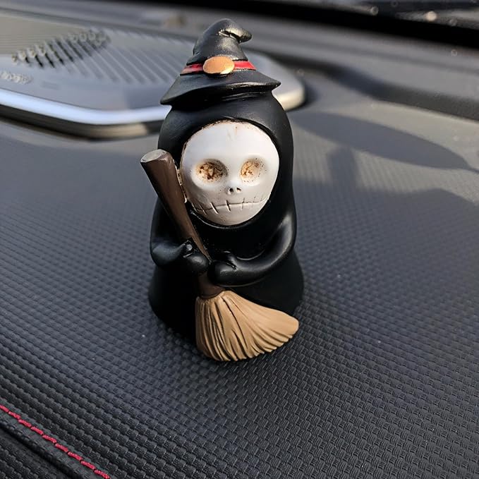 Magic Skull Wizard Ghost Collectibles Figurines Ornaments for Car Dashboard Decorations Accessories Interior, Black Faceless Man Witch Statues Figures for Dash Board Decor Halloween Decorations Gifts