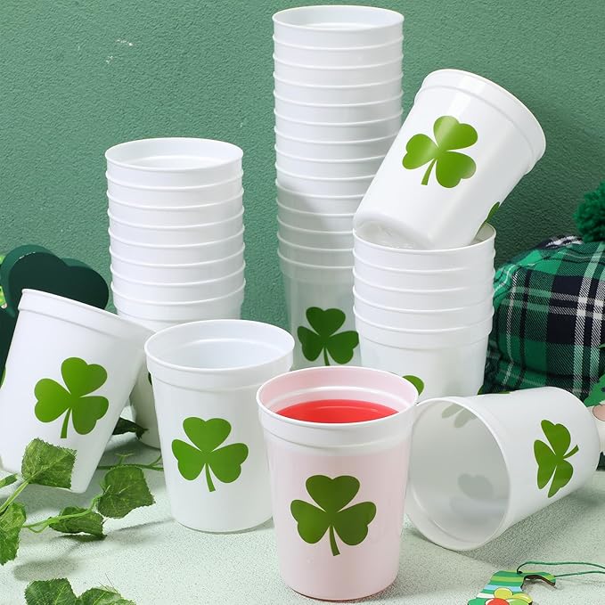 Patelai 32 Pcs St Patricks Day Party Plastic Cups Bulk 16 oz Reusable Lucky Shamrock Cups for St Patricks Day Party Adults Drink Snacks Irish Festival Favors Supplies(White)