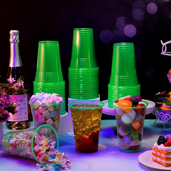 LemonRoad 50 Pack Blacklight Party Glow Cups 16 oz Plastic Neon Cups Disposable Glow in the Dark for Parties Birthdays 80s Themed Events (Green)