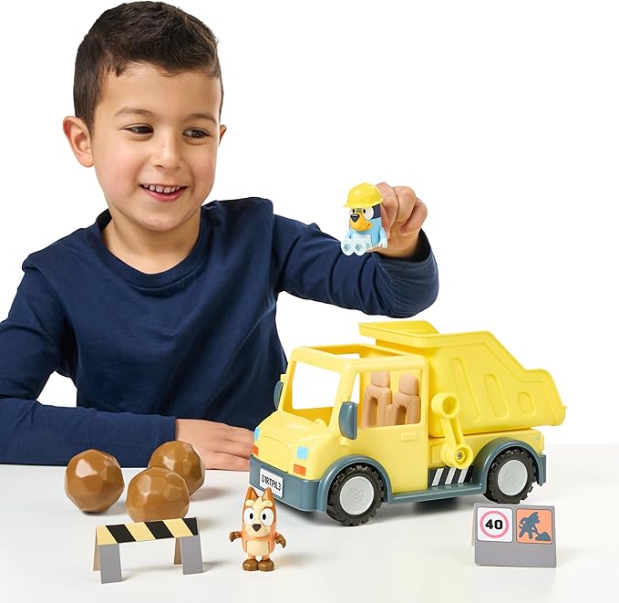 Bluey Dump Truck Toy Playset, Sturdy Working Toy Dump Truck with 2 Articulated Figures and 3 Huge Boulders, Construction Toys for Kids of Ages 3+