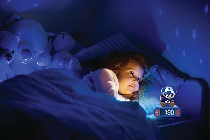 LEXiBOOK, Marvel Avengers, Avengers Nightlight Alarm Clock, Sounds and Melodies, Backlit LCD Screen, Luminous, Snooze, RL800AV1