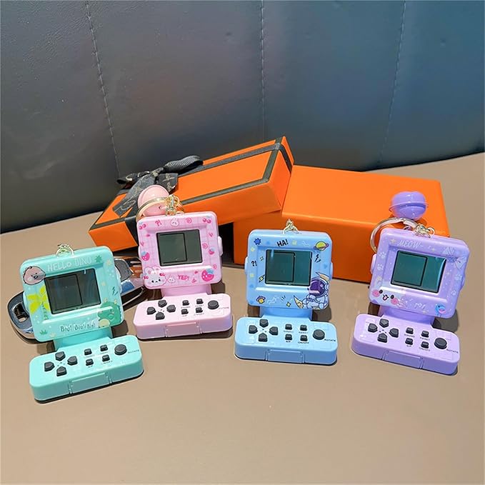 Retro Classic Game Console Pendant Keychain Playable Electronic Miniature Handheld Mini Games Machine with Keychain Ring Gift (Z5)
