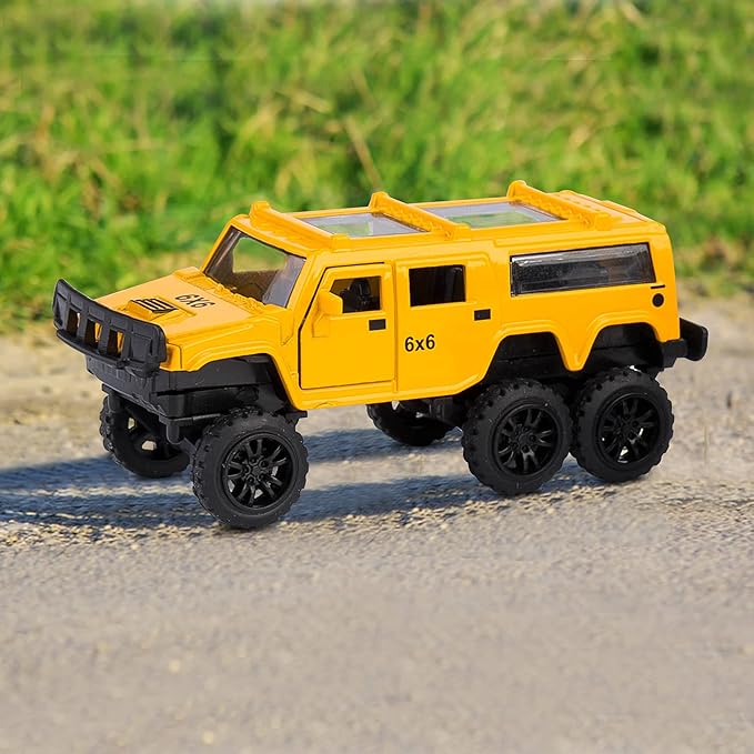 KIDAMI Diecast Toy Trucks 4 Pack Die Cast Metal Toy Cars Pull Back Cars Openable Doors Off-Road Vehicles Birthday Gift for Boys and Toddlers (Original)
