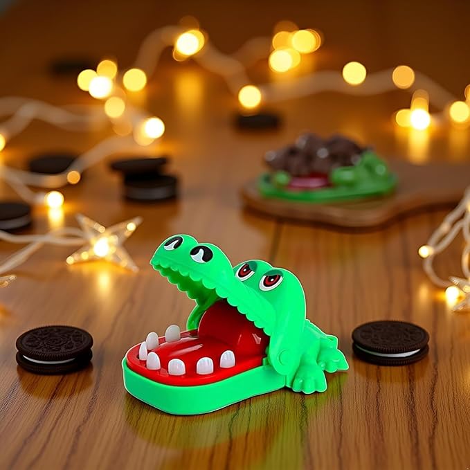 Green Crocodile Teeth Game for Crocodile Biting Finger Dentist Games, Mini Chomping Alligator Teeth Family Tabletop Party Decor Adult, Car Keychain