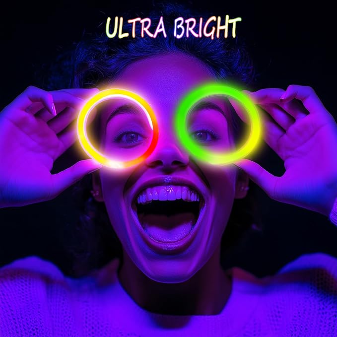 300 Ultra Glow sticks bulk party pack，8" Neon Glowsticks Easter Party Favors，Glow sticks for kids，Halloween Glow in the Dark Party Supplies Pack、With Bracelets and Necklaces