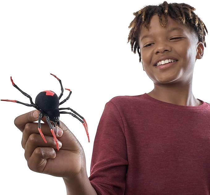 Robo Alive Crawling Spider Glow in The Dark (2 Pack) by ZURU Battery-Powered Robotic Interactive Electronic Spider Toy That Moves and Crawls, Prankst Toys for Boys, Kids, Teens