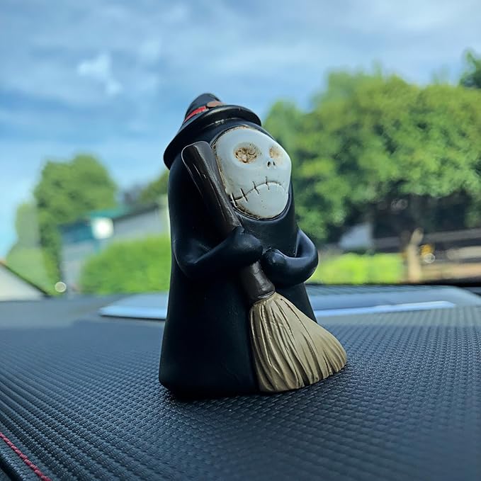 Magic Skull Wizard Ghost Collectibles Figurines Ornaments for Car Dashboard Decorations Accessories Interior, Black Faceless Man Witch Statues Figures for Dash Board Decor Halloween Decorations Gifts
