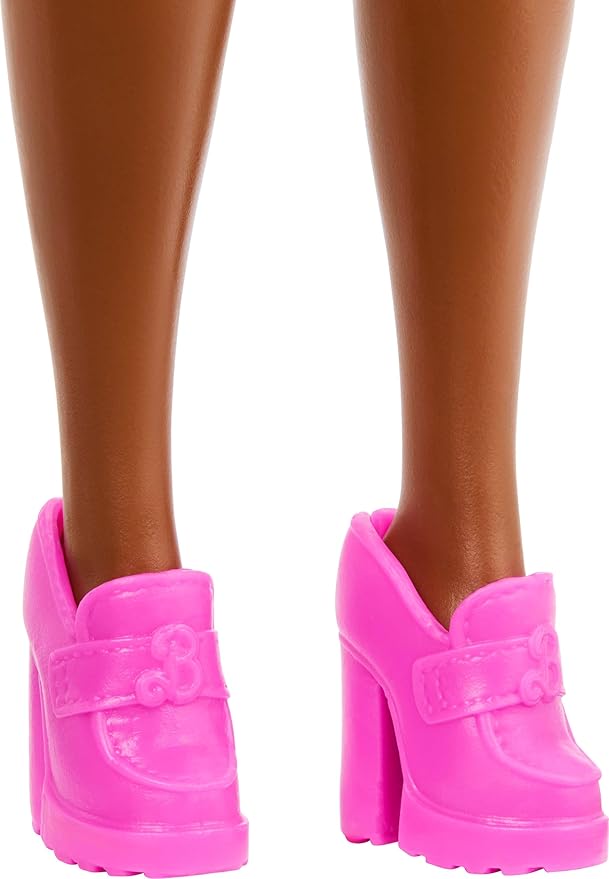 Barbie Dream Besties Brooklyn” Fashion Doll & Accessories, Posable with Brunette Hair & Dance-Themed Toy Pieces