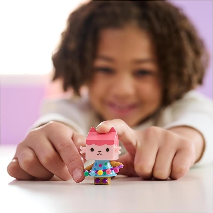 DreamWorks GABBY'S Dollhouse, Celebration Series Baby Box Cat Bobble Figure with Dollhouse Furniture and Accessories, Kids Toys for Girls & Boys Ages 3 and Up