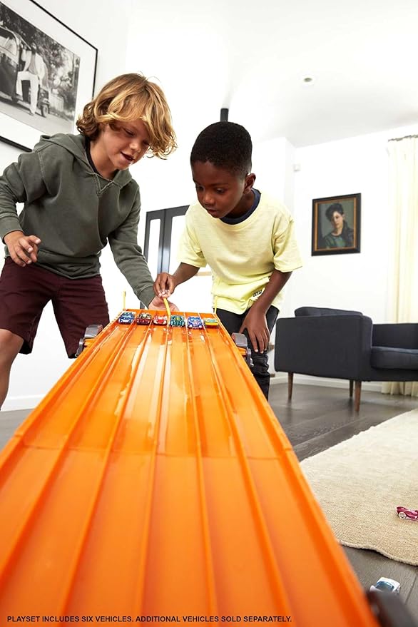 Hot Wheels Toy Car Playset with Lights, Sounds & 6 1:64 Scale Vehicles, Super 6-Lane Raceway, 8-foot Track that Rolls Up for Storage (Amazon Exclusive)