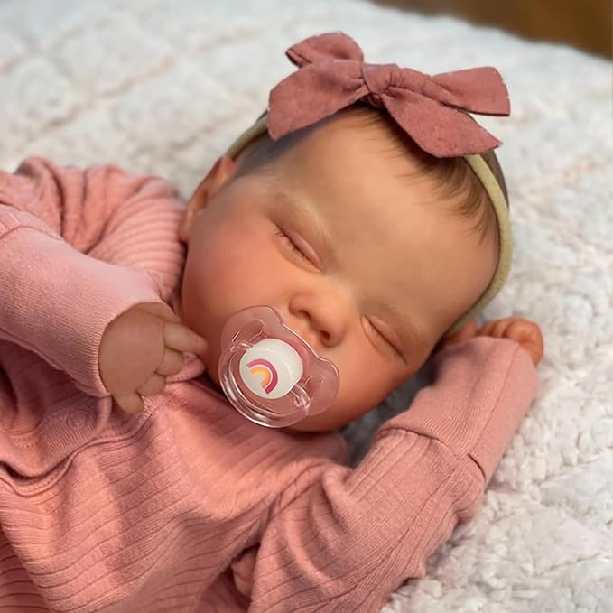 WOOROY Realistic Reborn Baby Dolls - 18 Inch Real Life Newborn Sleeping Dolls Girl with Soft Weighted Cloths Body, Lifelike Realborn Doll with Accessories and Gift Box for Kids 3+