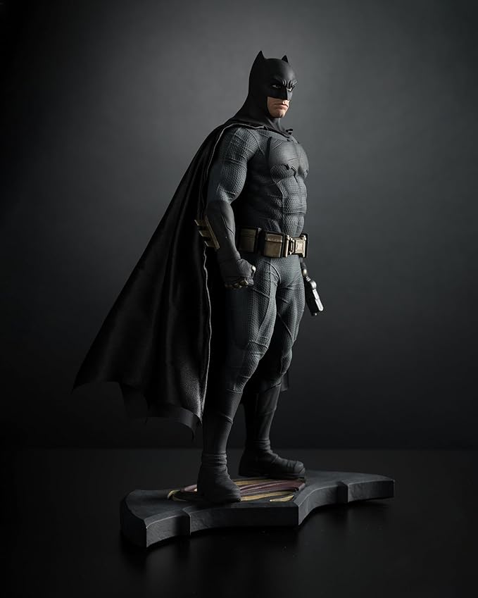 McFarlane Toys - DC Direct Batman (Batman v Superman: Dawn of Justice) (DC Movie Statues) 1:6 Scale Resin Statue
