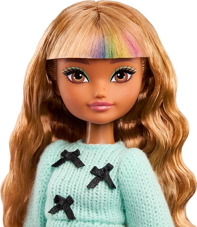 Barbie Dream Besties Doll and Accessories, Zia Posable Fashion Doll with Removable Fashions & Wavy Brown Hair, 7 Hair & Moon Themed Pieces