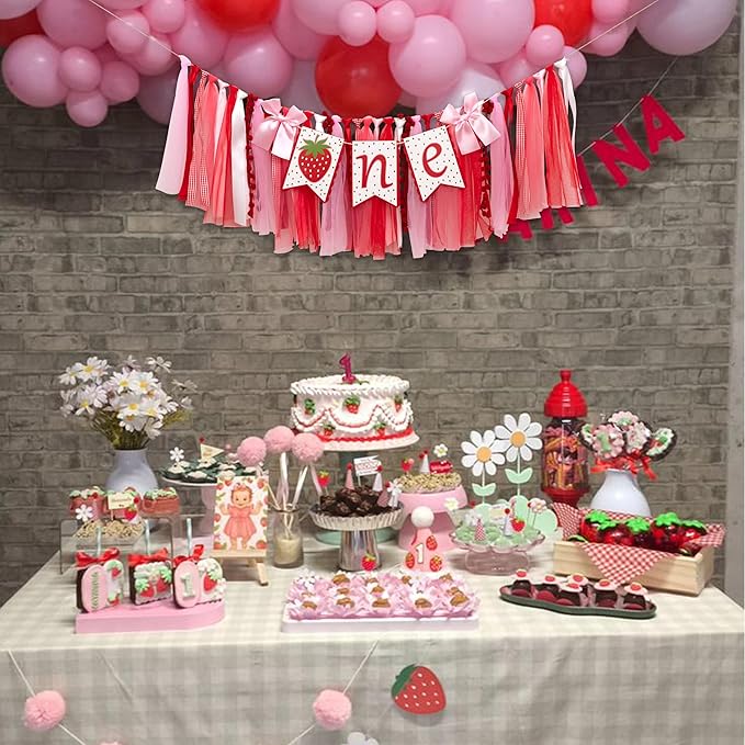 Strawberry One High Chair Banner - Berry Sweet First Birthday Party Decorations,One Red Strawberry Banner,Sweet 1st Birthday Cake Smash Party Supplies,Berry Girl Party Photo Prop (red)