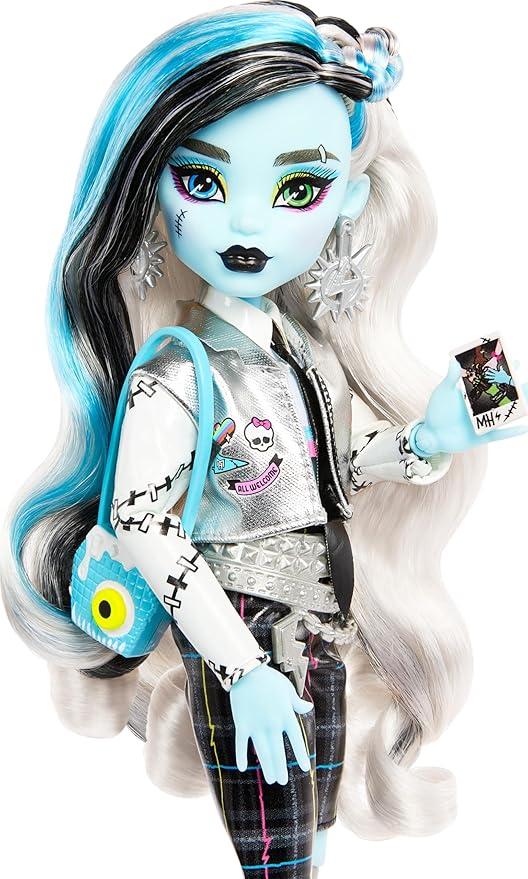 Monster High Frankie Stein Doll, Welcome Committee Set with 15 Accessories Including Poster, Sticker, Pet Watzit and More