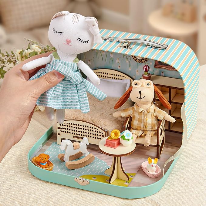 Portable Dollhouse Suitcase for Ages 3-8, Foldable Bedroom Playset with 21 Wooden Furniture, Cute Animal Dolls & Accessories, Travel-Friendly Pretend Play Toy
