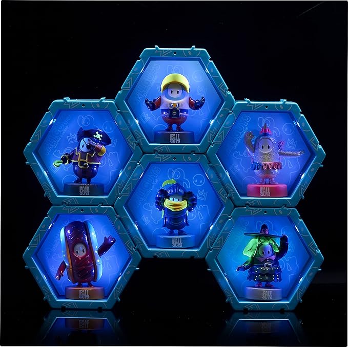 Wow! PODS Fall Guys: Ultimate Knockout - Astronaut Light-up Bobble-Head Figure | Official Merchandise, Collectibles, Toys and Gifts | for Fall Guys Fans