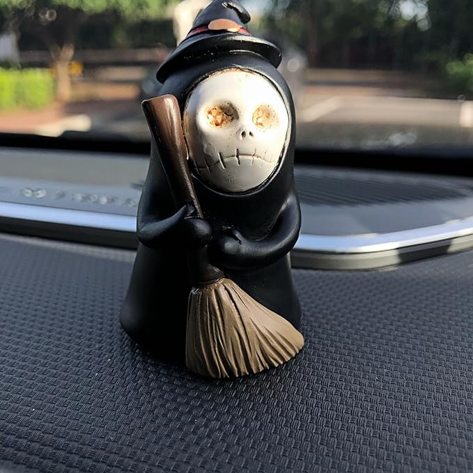 Magic Skull Wizard Ghost Collectibles Figurines Ornaments for Car Dashboard Decorations Accessories Interior, Black Faceless Man Witch Statues Figures for Dash Board Decor Halloween Decorations Gifts